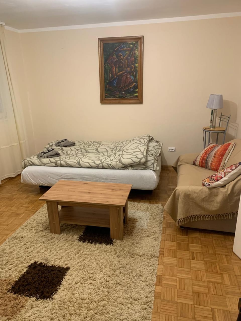 Bed, Living room, Seating area