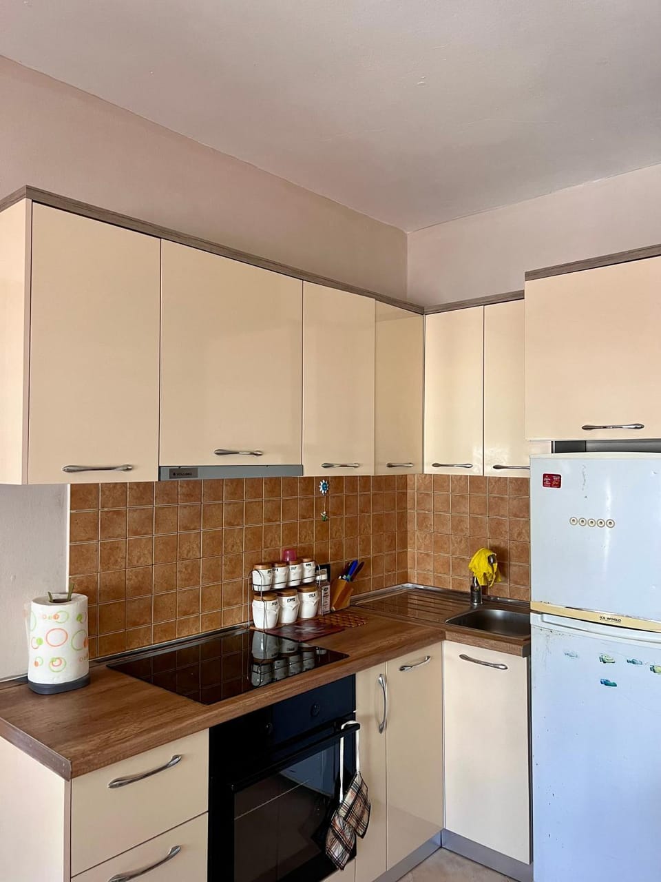 Helia Apartaments Apartment in Tirana County, Albania