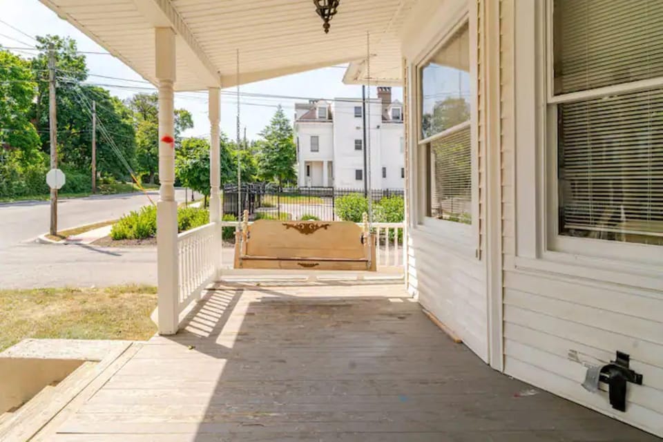 Property building, Patio