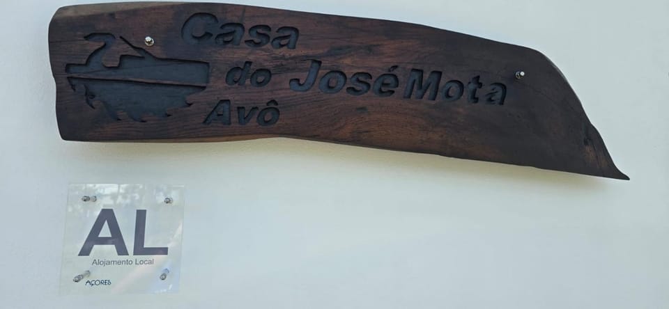 Casa do Avô José Mota House in Azores District