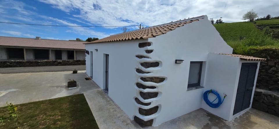 Casa do Avô José Mota House in Azores District