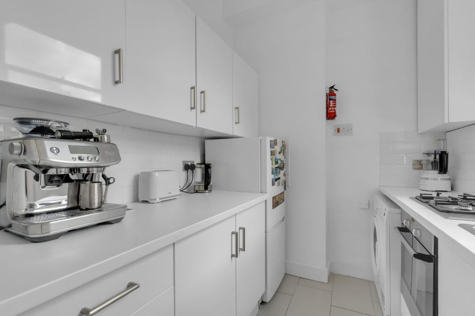 Coffee/tea facilities, Kitchen or kitchenette, dishwasher, minibar, pet friendly, stove, toaster