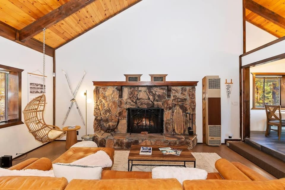 Closer to the Stars Cabin with Fire Pit Cabin in Southern California