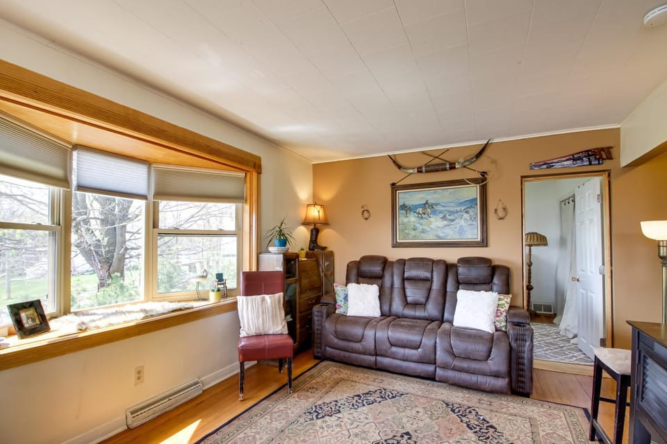 Spacious Duluth Home ~ 4 Mi to Lake Superior! House in Duluth