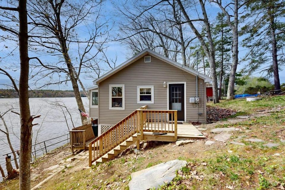 China Loon House in Maine