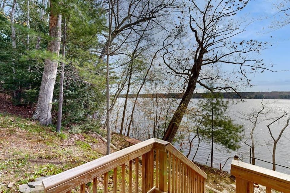 China Loon House in Maine