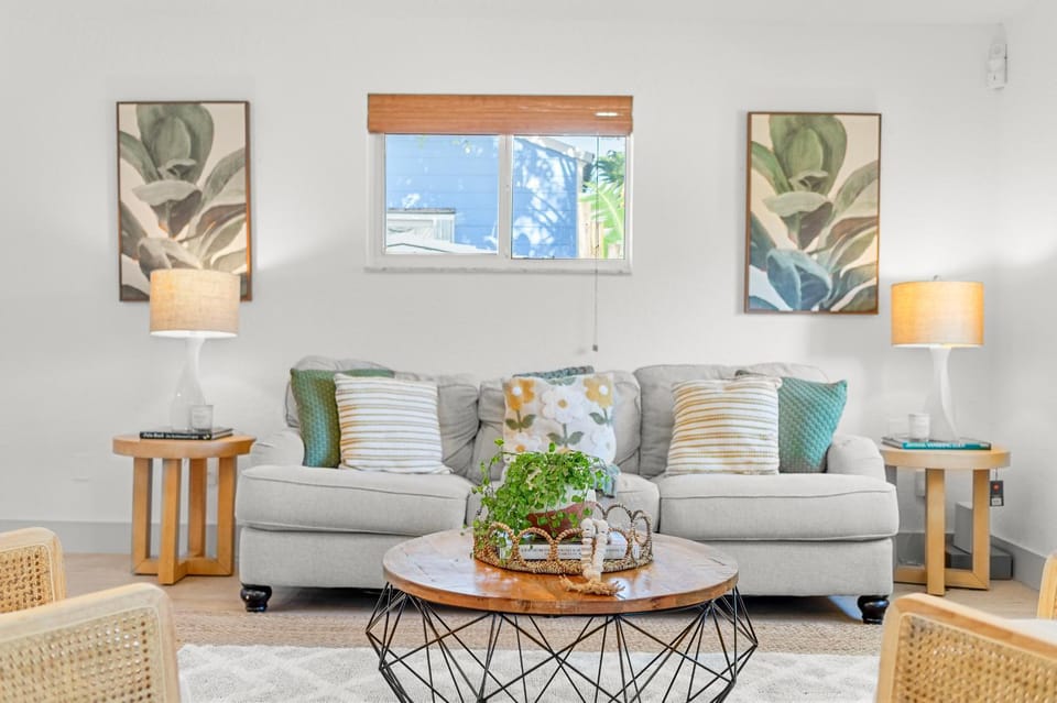 Boho Bliss 3BR Escape Pool & Backyard Oasis House in West Palm Beach