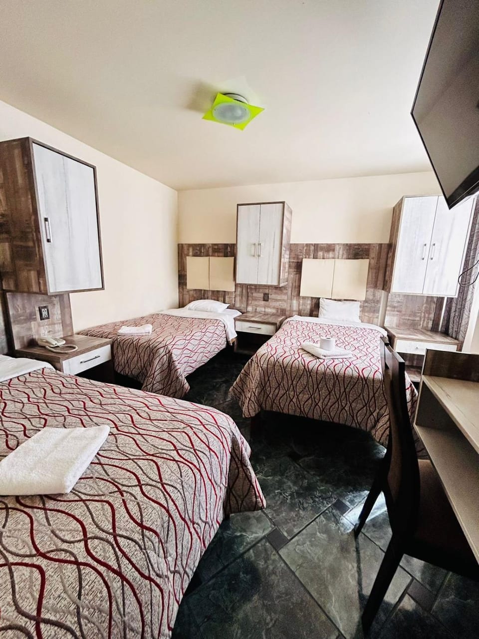Bed, TV and multimedia, Bedroom, wardrobe