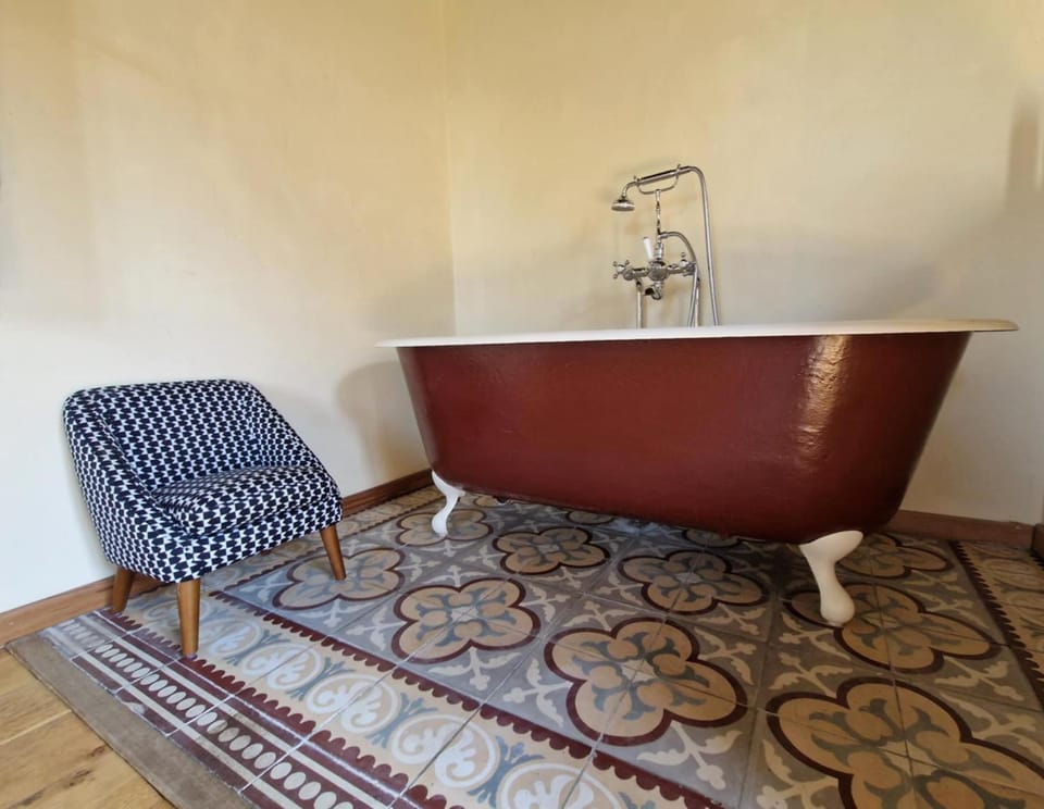 Suite parentale privée avec salle de bain Apartment in Bourgogne-Franche-Comté
