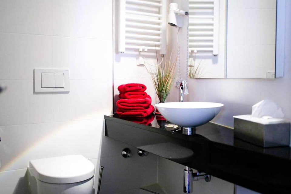 Toilet, Bathroom