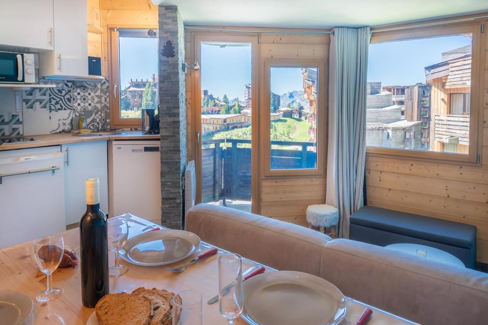 Patio, Kitchen or kitchenette, Seating area, Dining area, pet friendly