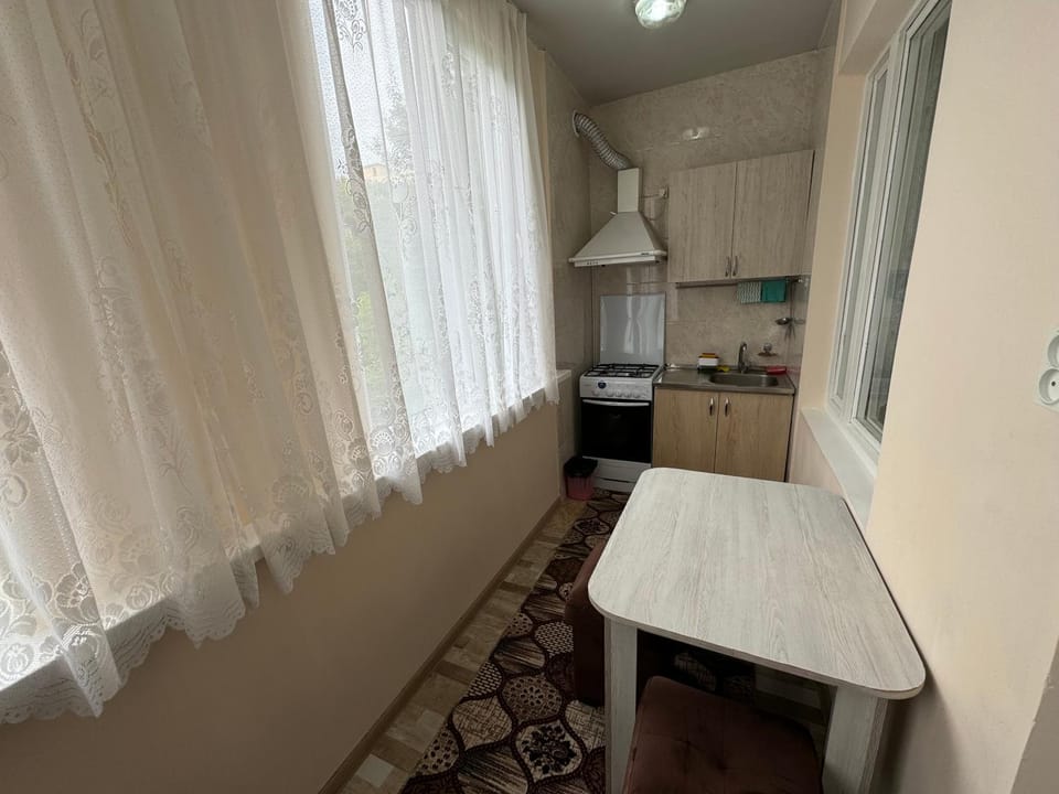 Bulvar Yunusabad 13 Apartment in Europe