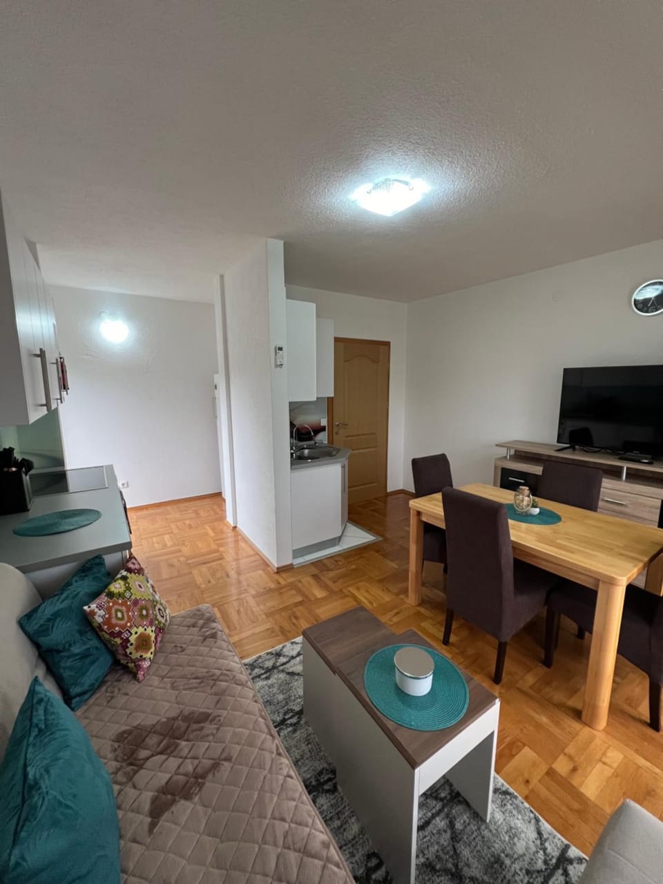 Teal Apartment 2 Apartment in Lika-Senj County