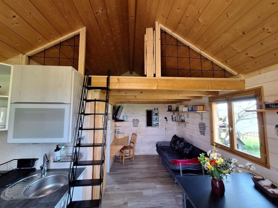 Living room, Dining area