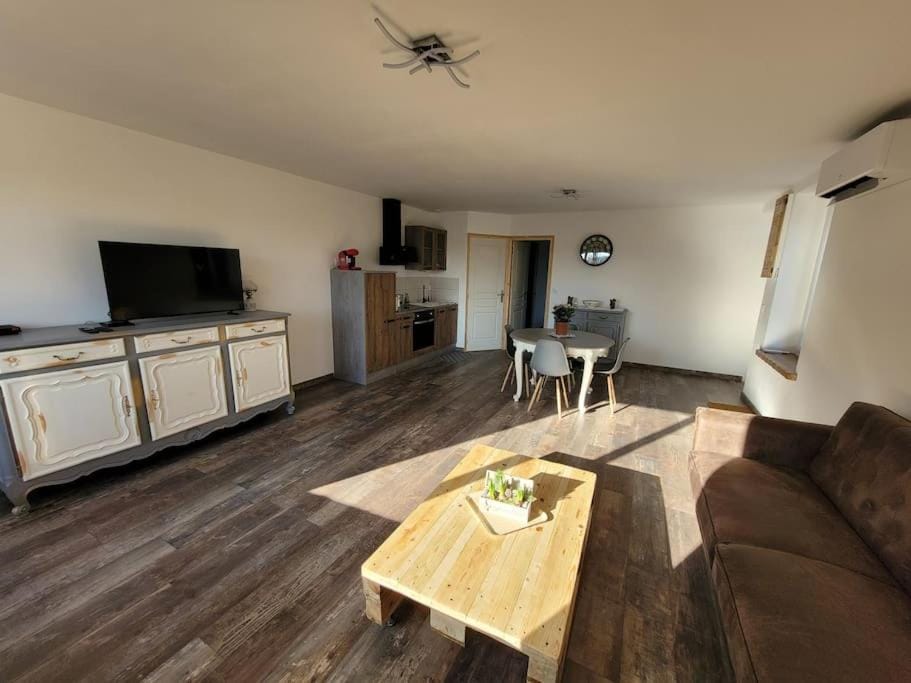 T2 plain-pied, en centre-ville Apartment in Centre-Val de Loire