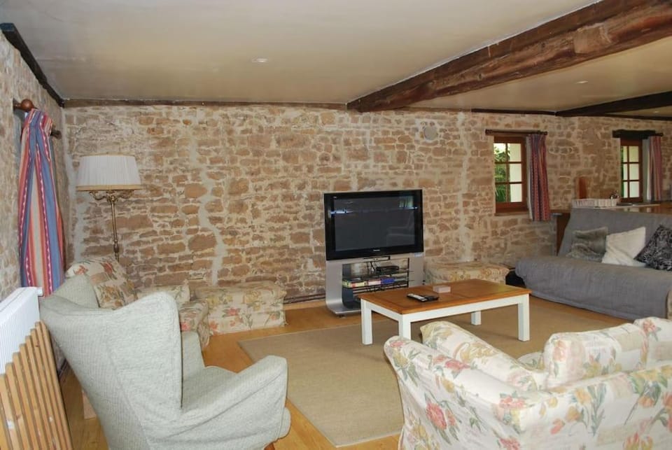 Les Roses, appartement 8 pers, piscine, tennis House in Normandy