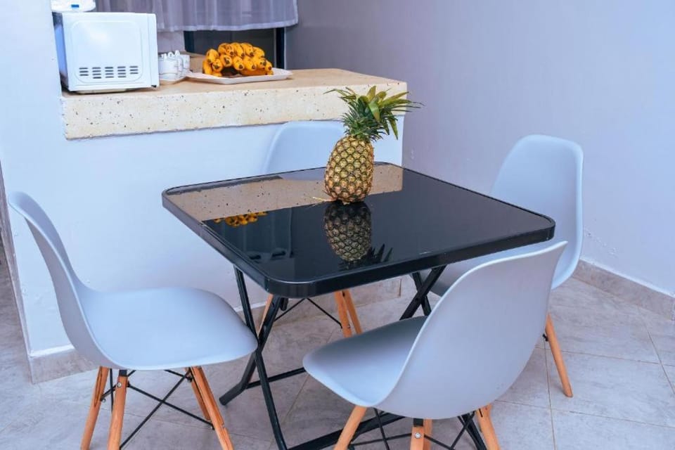 Havana Cottages - Hyrax Hill Apartment in Kenya