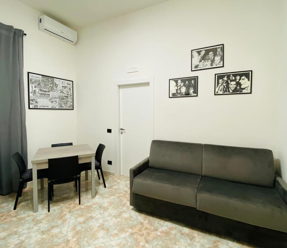 Living room, Dining area, air conditioner