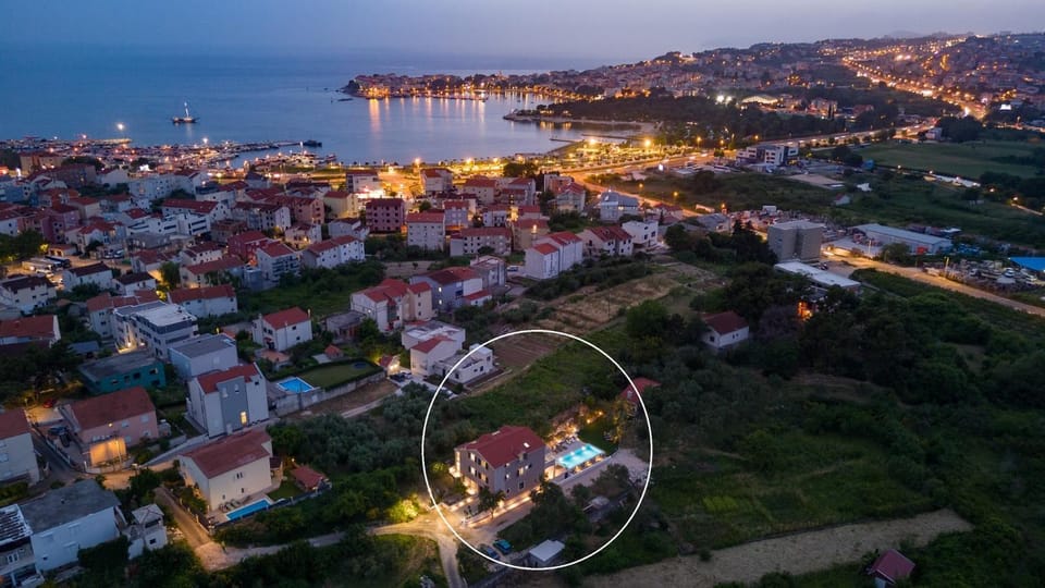 Bird's eye view, City view