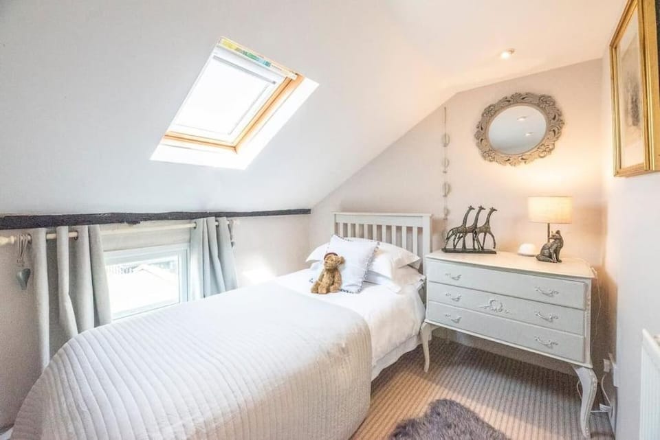 2 Fox Cottage, Darsham House in Suffolk Coastal District