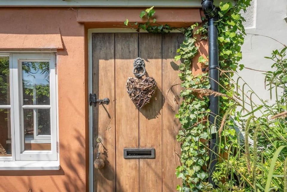 2 Fox Cottage, Darsham House in Suffolk Coastal District