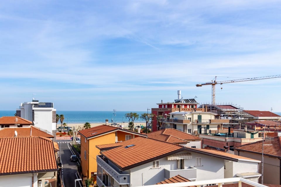 Property building, Day, Natural landscape, City view, Sea view