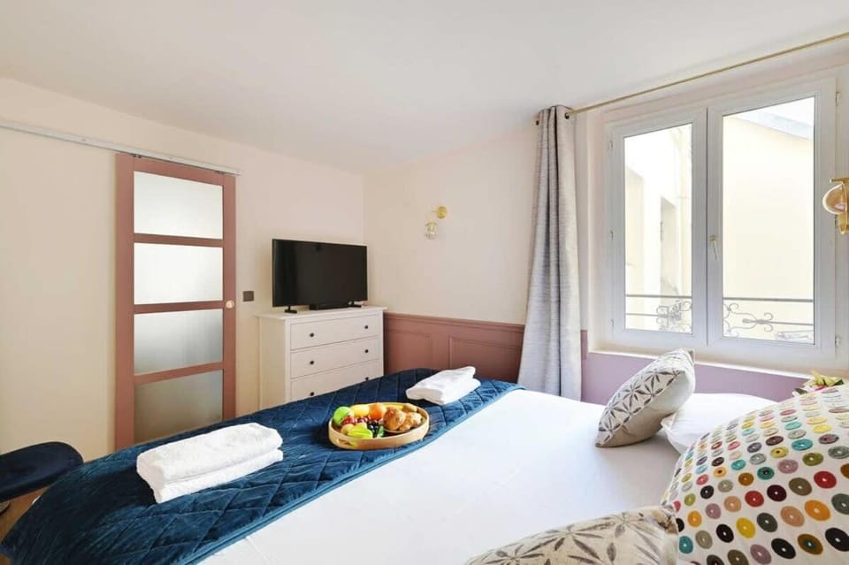 Beautiful apartment 2BR - 4P Republique Temple Apartment in Paris