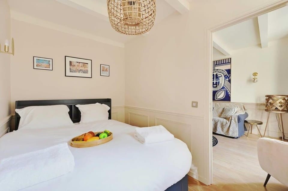 Beautiful apartment 2BR - 4P Republique Temple Apartment in Paris
