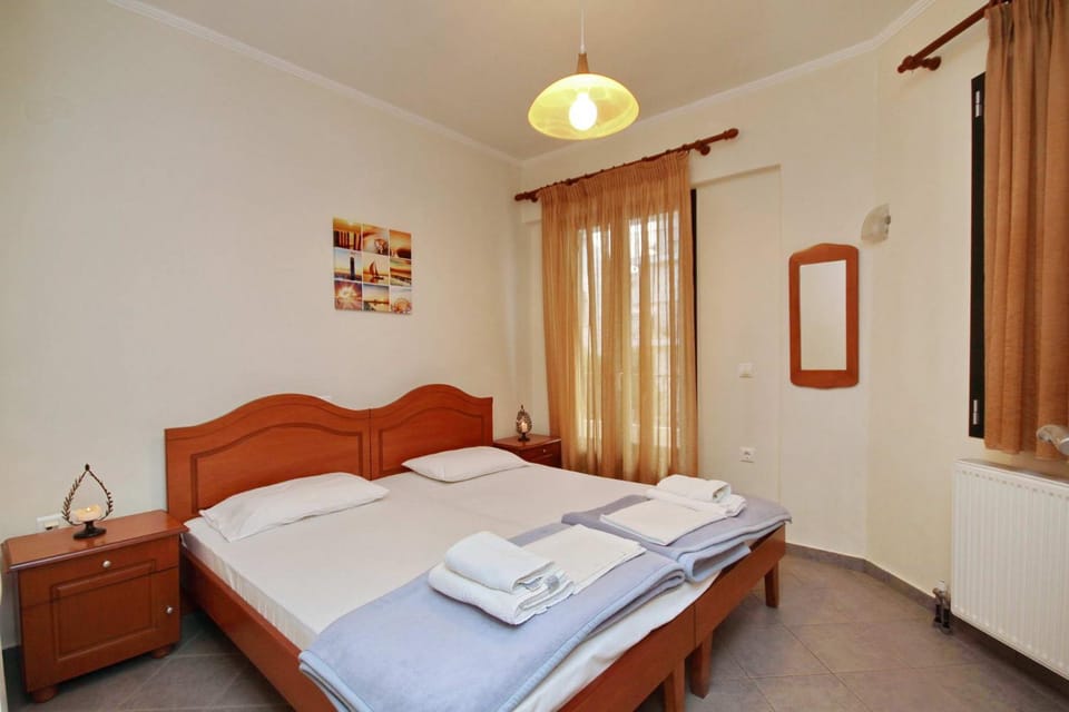 Efi's studios Apartment hotel in Argolis, Greece