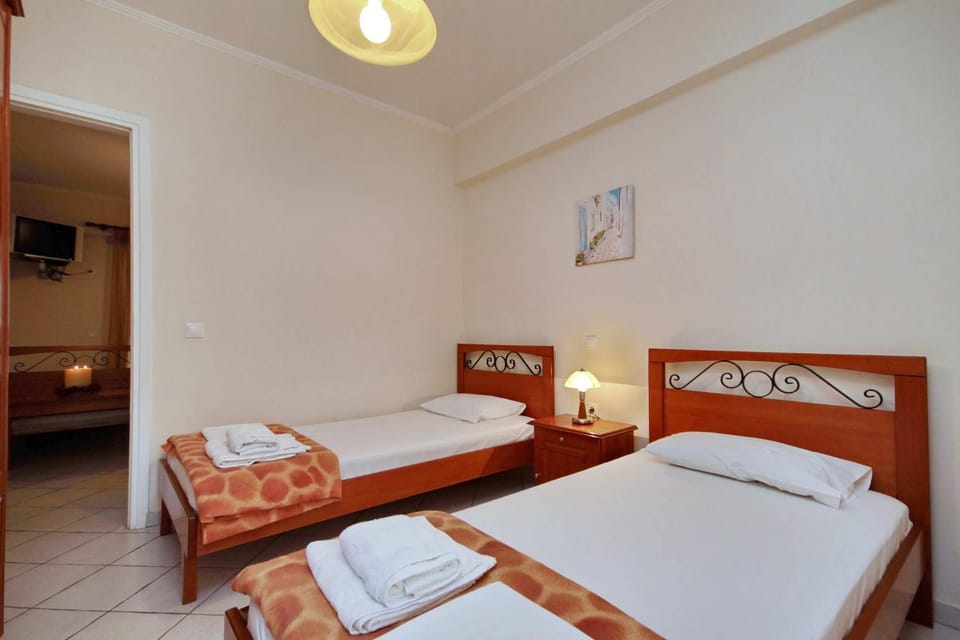 Efi's studios Apartment hotel in Argolis, Greece