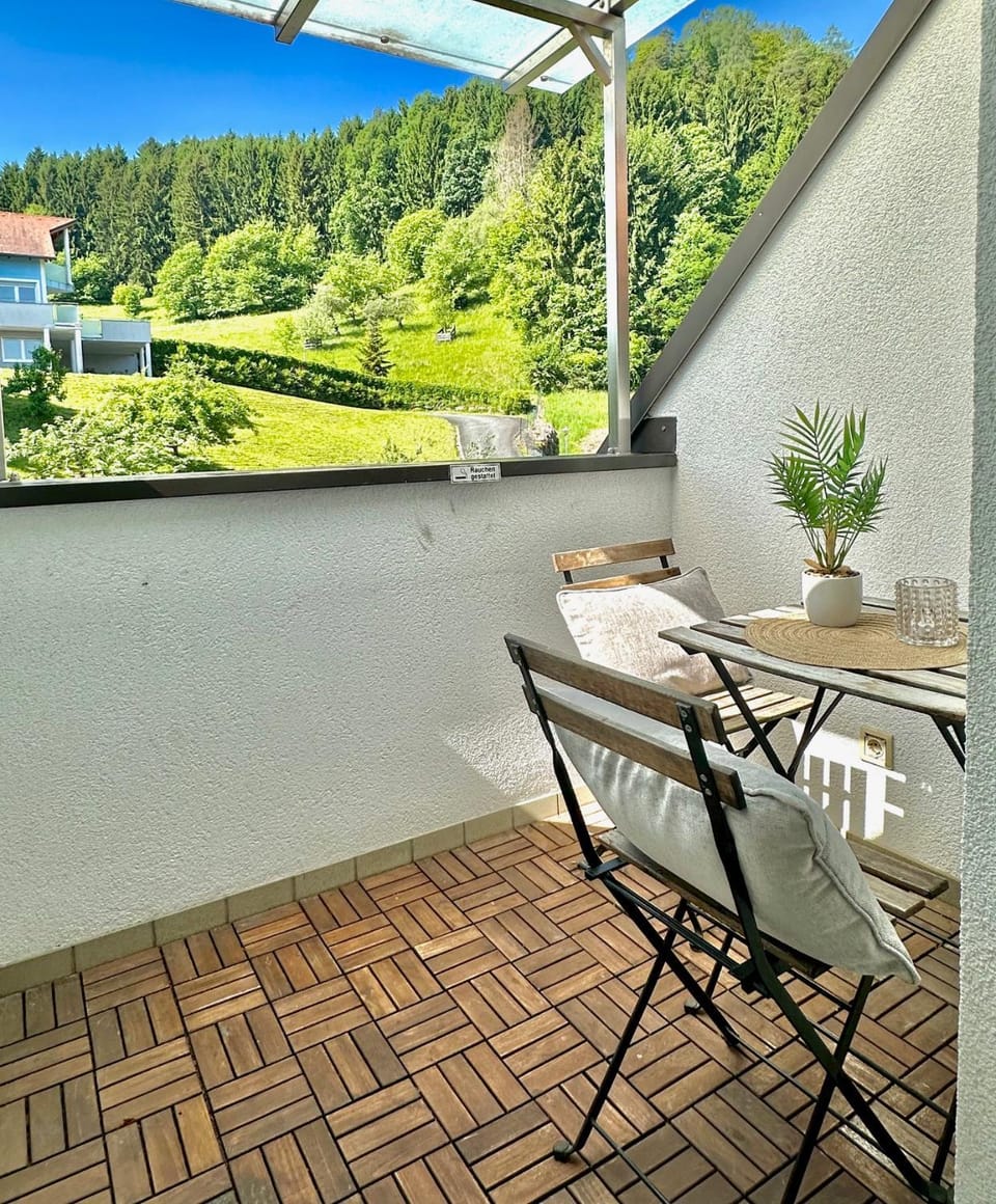 Natural landscape, View (from property/room), Balcony/Terrace