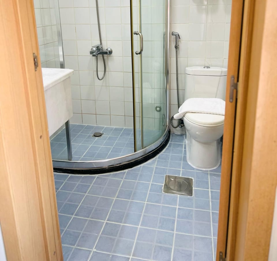 Toilet, Bathroom