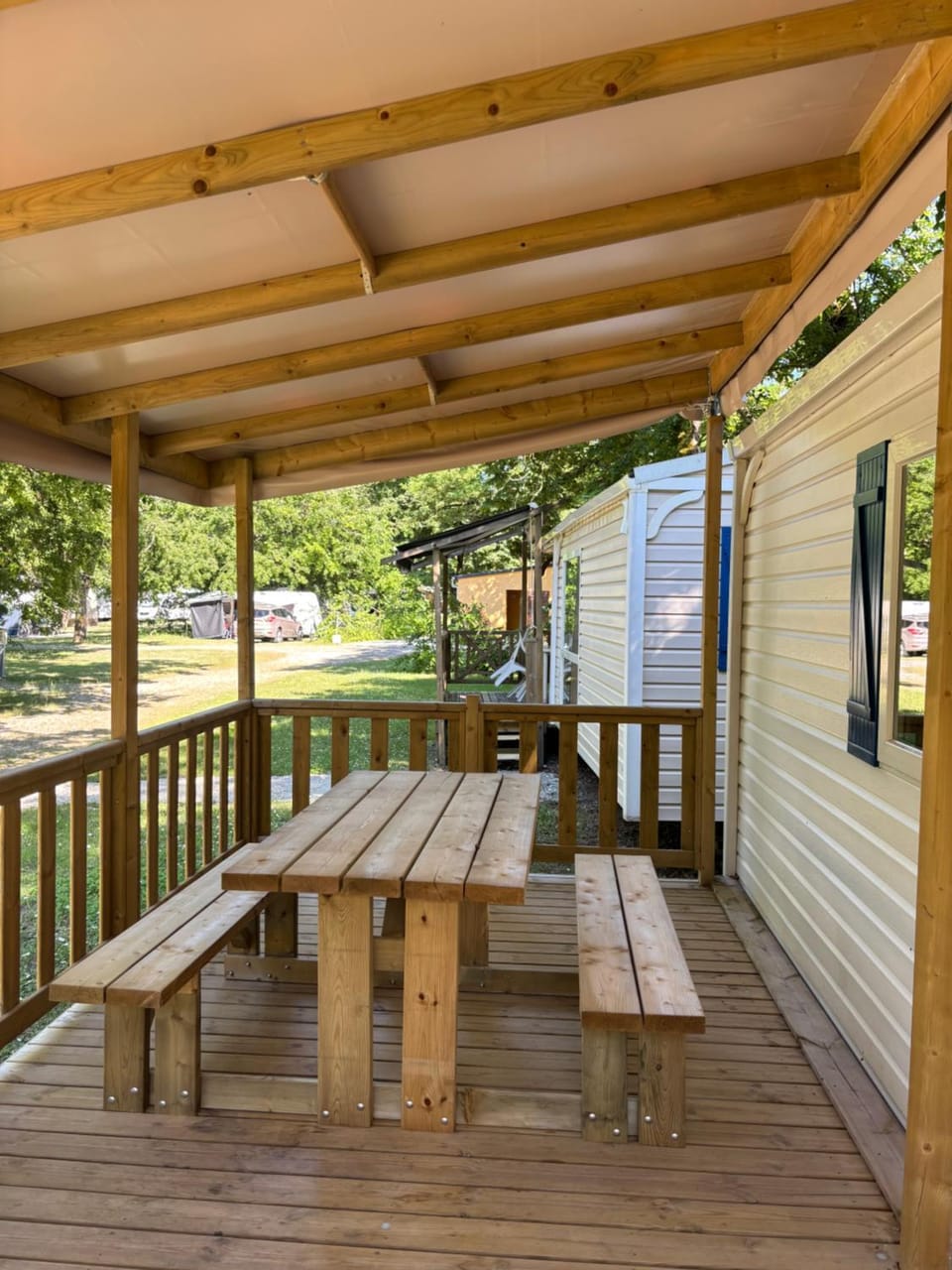 camping Youpendi Campground/ 
RV Resort in Provence