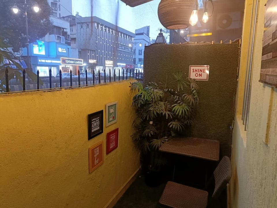 Cool and Awesome Stay Apartment in Mumbai