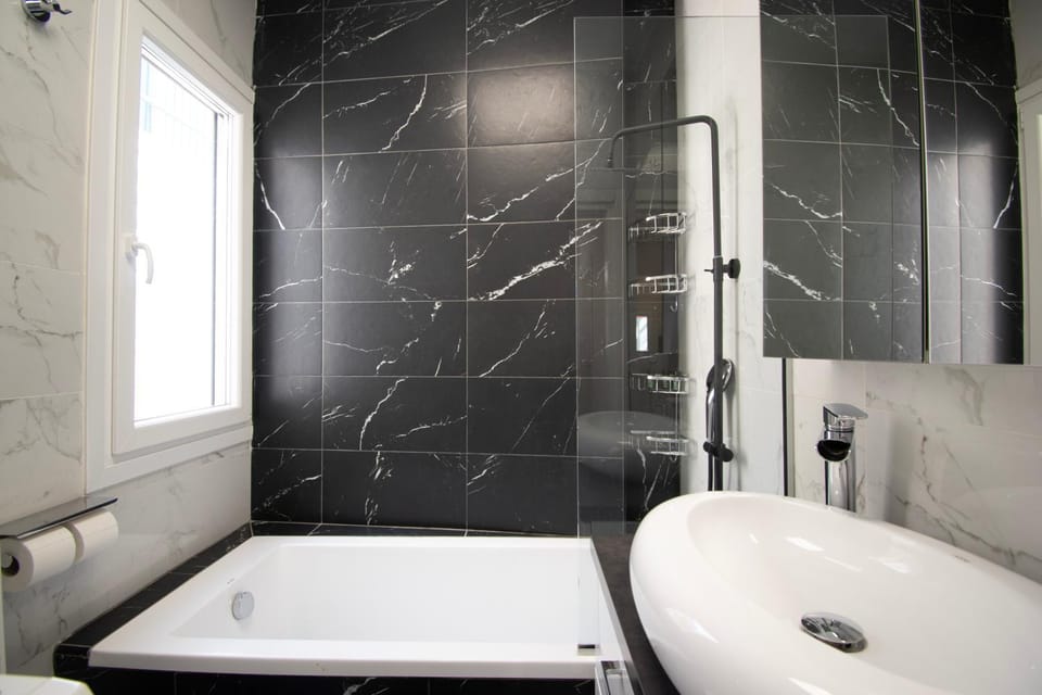 Shower, Bathroom, Bath