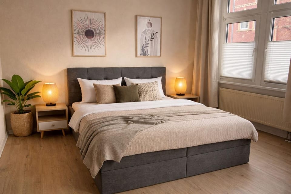Bed, Living room