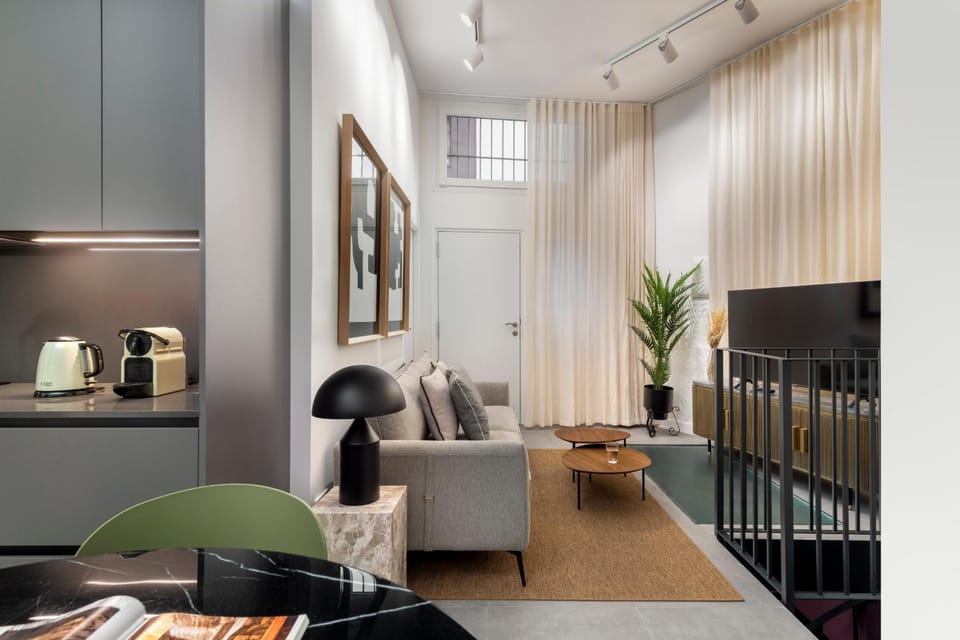 TV and multimedia, Kitchen or kitchenette, Living room, Dining area