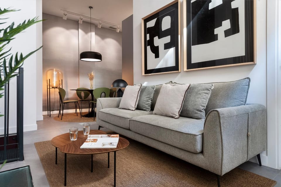 Living room, Dining area