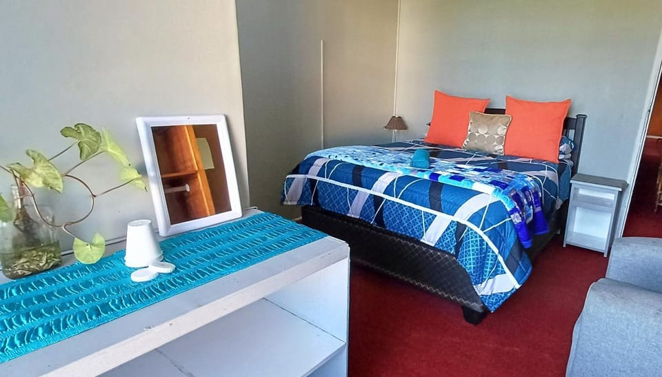 Oceanic Flashpackers accommodation Hotel in Eastern Cape