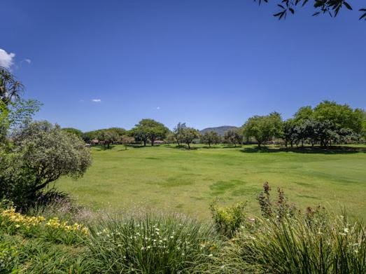 Golf & Leisure Delight - Pecanwood Golf Estate - Hartbeespoort House in Gauteng