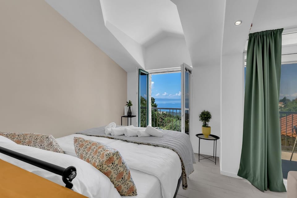 Stonehouse Residence Villa in Makarska