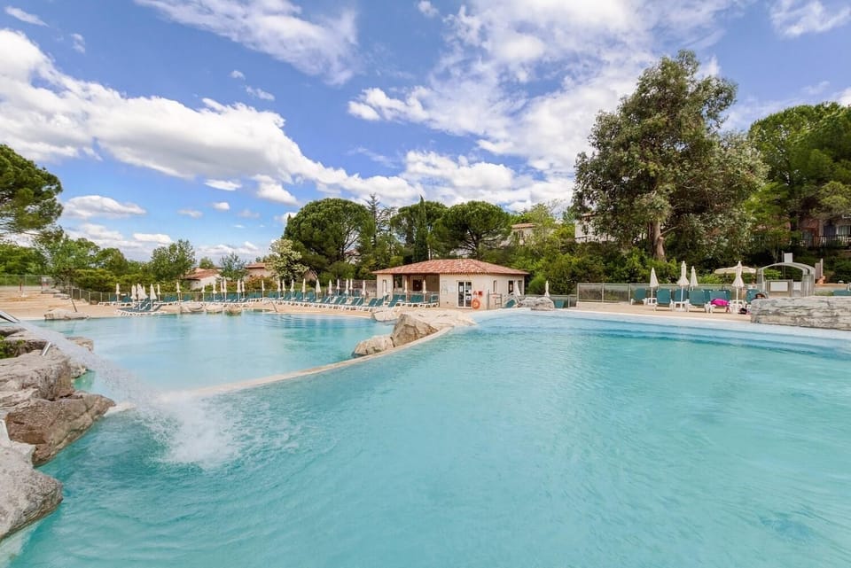 Beach, Swimming pool