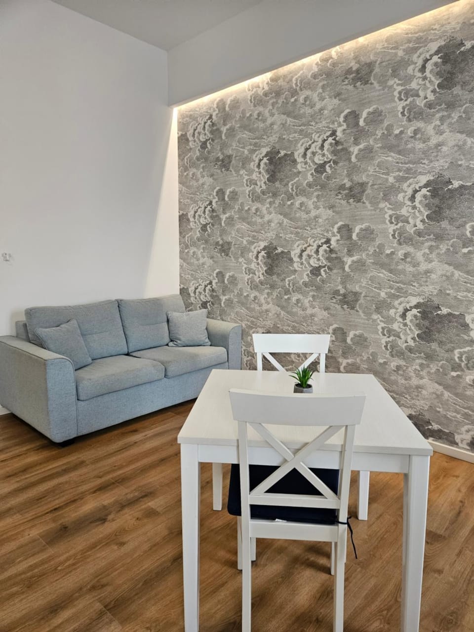 Living room, Seating area, Dining area