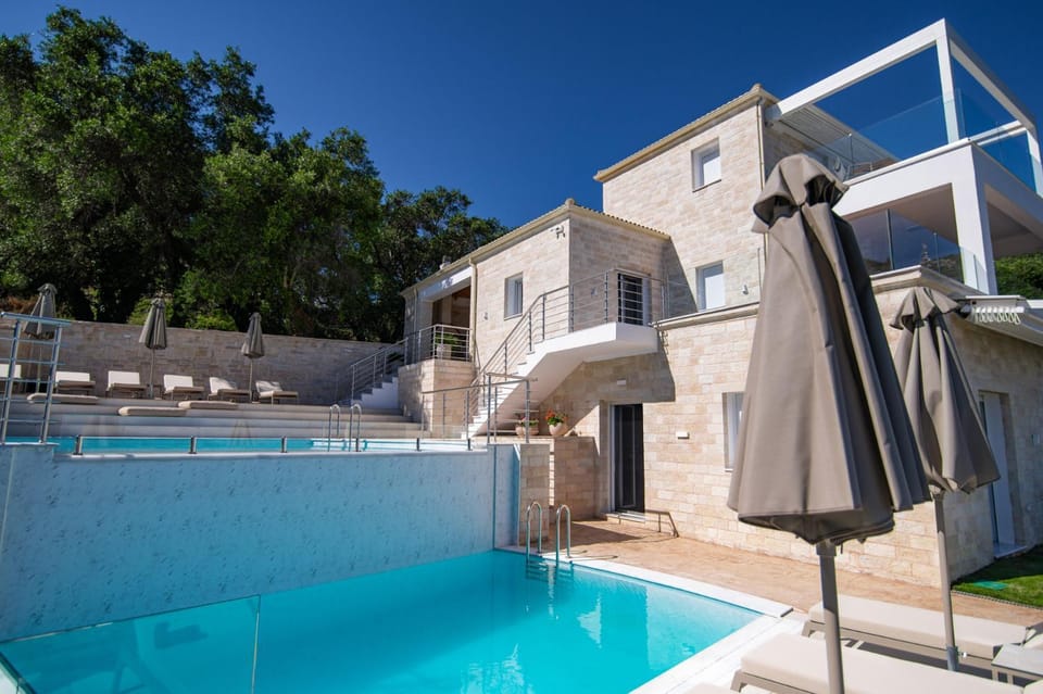Property building, Pool view