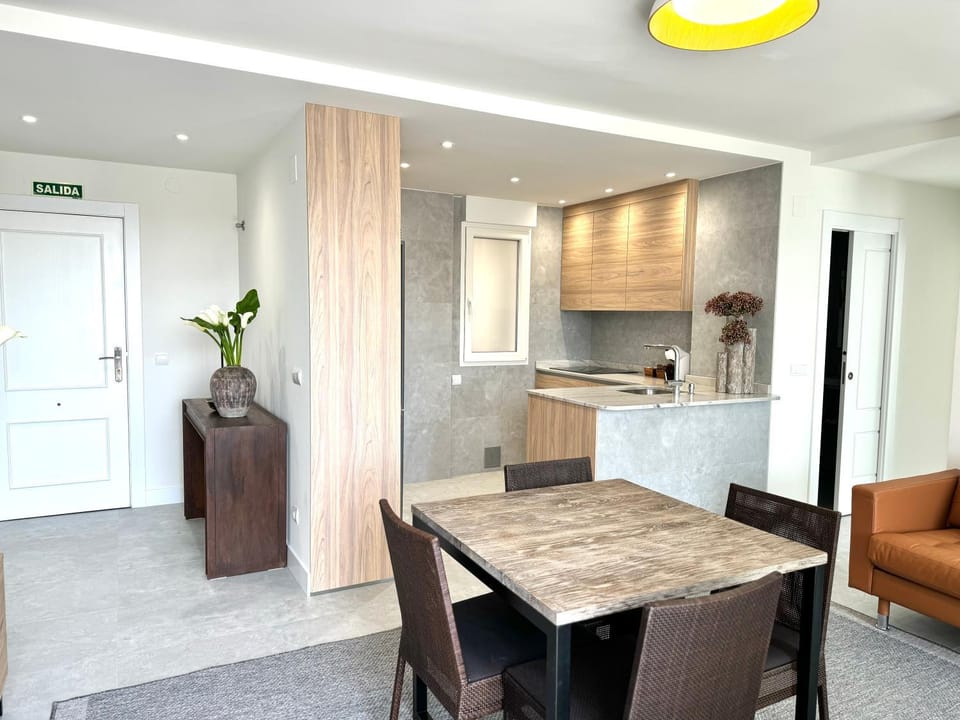 Kitchen or kitchenette, Living room, Dining area