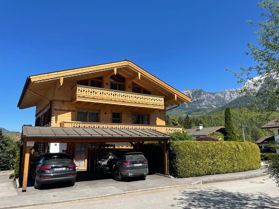 Haus Hochlenzerblick Apartment in Schönau am Königssee