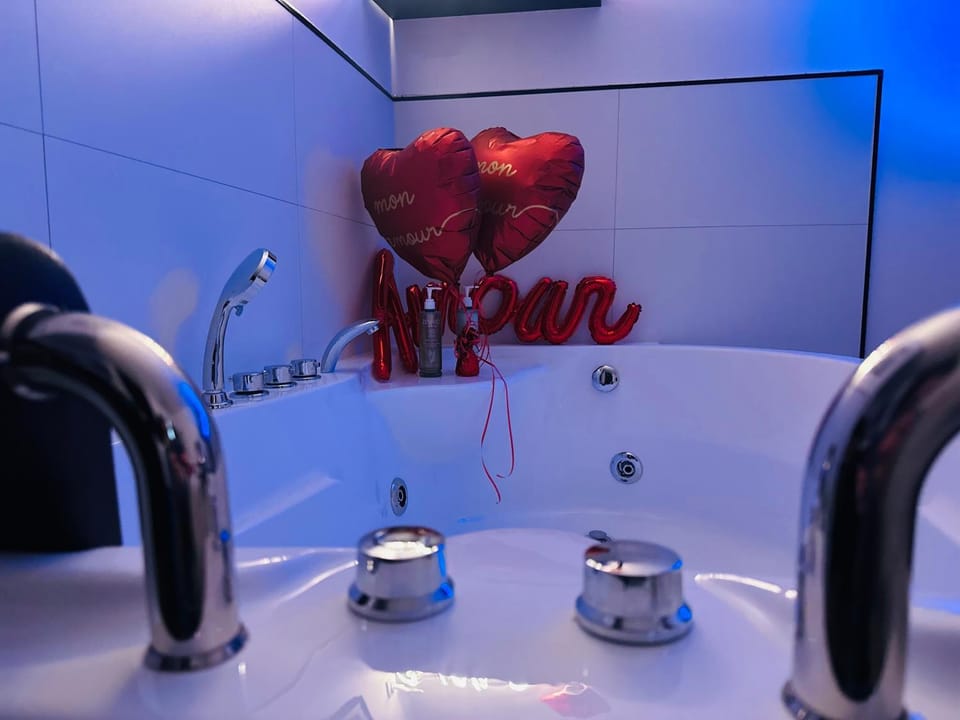 Bathroom, Bath