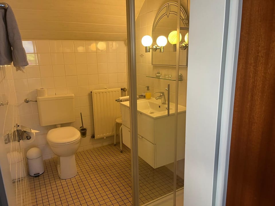 Weinhaus Serwazi-Zenzen Hotel in Cochem-Zell