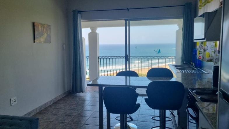 View (from property/room), Balcony/Terrace, Kitchen or kitchenette, Dining area