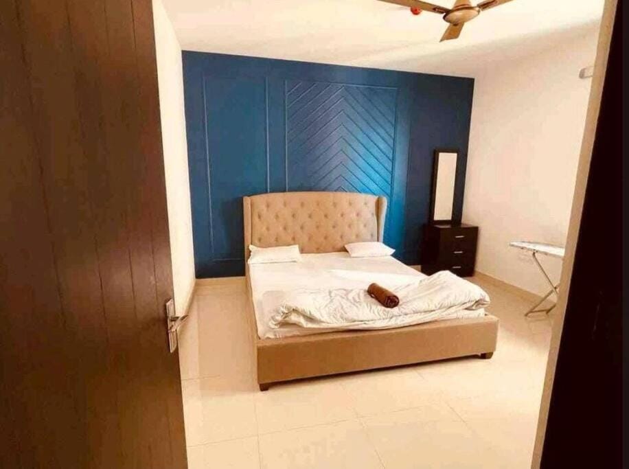 Lavish 3BHK on 12th Floor for Family Only Apartment in Bengaluru